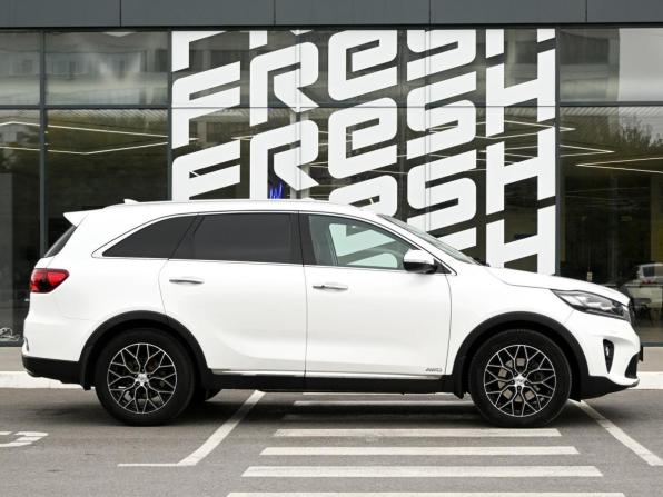 Kia Sorento III Prime Рестайлинг с пробегом 2018 года, цена 2 679 000 рублей, 193585 км, внедорожник, Автокод Объявления