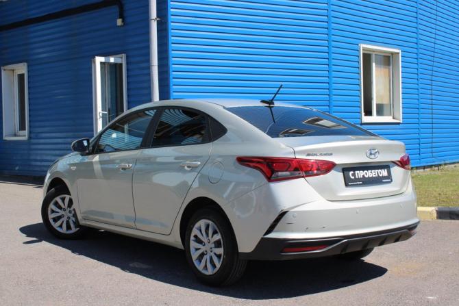 Hyundai Solaris II Рестайлинг с пробегом 2020 года, цена 1 399 000 рублей, 98000 км, седан, Автокод Объявления