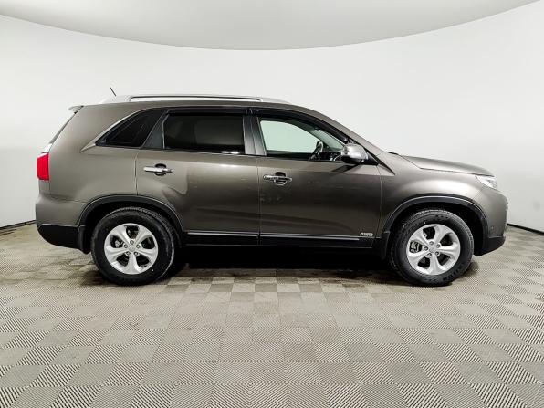 Kia Sorento II Рестайлинг с пробегом 2015 года, цена 1 590 000 рублей, 230000 км, внедорожник, Автокод Объявления