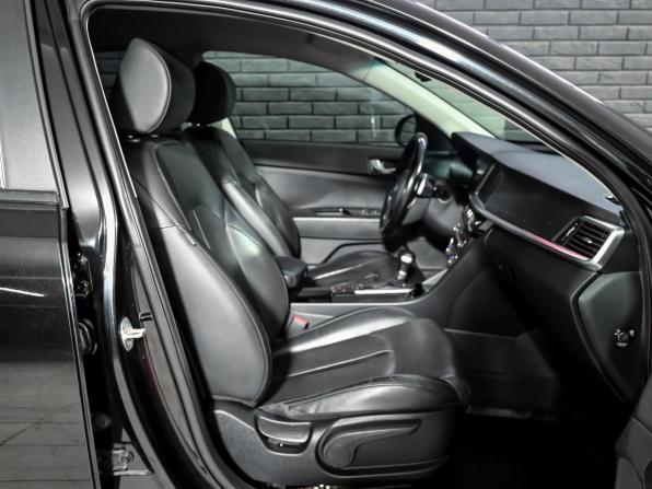 Kia Optima IV Рестайлинг с пробегом 2019 года, цена 2 200 000 рублей, 123610 км, седан, Автокод Объявления