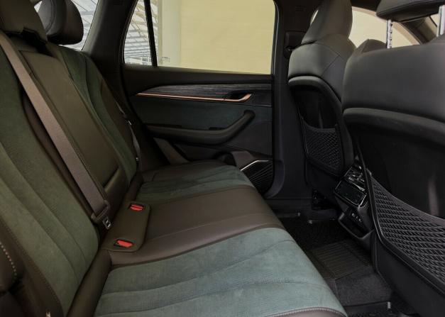 Geely Monjaro I с пробегом 2023 года, цена 3 750 000 рублей, 18183 км, внедорожник, Автокод Объявления