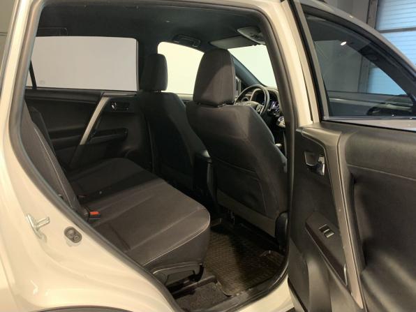 Toyota RAV4 IV (XA40) Рестайлинг с пробегом 2019 года, цена 2 479 000 рублей, 111247 км, внедорожник, Автокод Объявления
