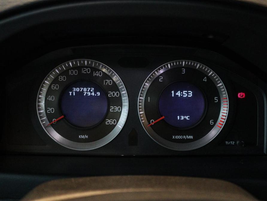 Volvo XC70 II Москва  - изображение 18