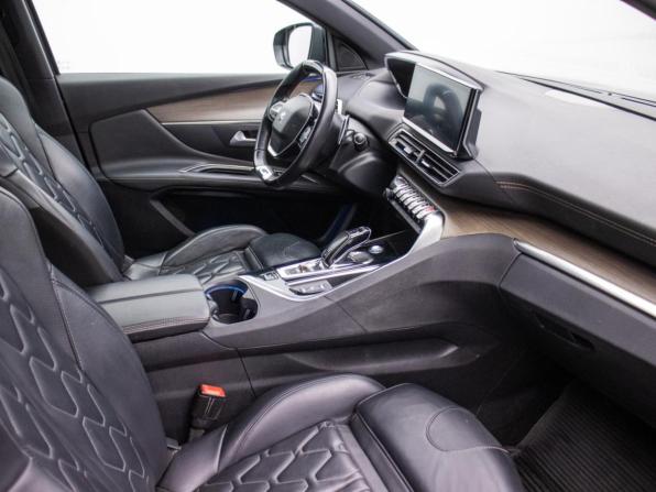 Peugeot 3008 II Рестайлинг с пробегом 2021 года, цена 2 295 000 рублей, 122656 км, внедорожник, Автокод Объявления