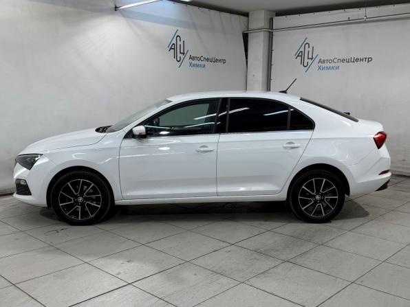 Skoda Rapid II с пробегом 2021 года, цена 1 999 800 рублей, 60000 км, лифтбек, Автокод Объявления