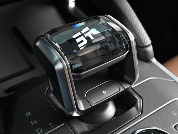 JETOUR T2 с пробегом 2024 года, цена 3 399 000 рублей, 31475 км, внедорожник, Автокод Объявления