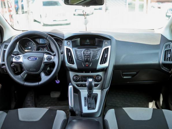 Ford Focus III с пробегом 2013 года, цена 760 000 рублей, 214681 км, хэтчбек, Автокод Объявления