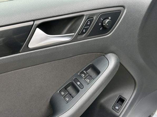 Volkswagen Jetta VI с пробегом 2012 года, цена 590 000 рублей, 170859 км, седан, Автокод Объявления