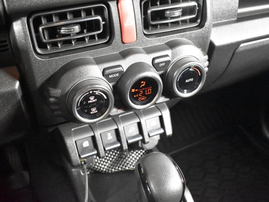 Suzuki Jimny IV Казань  - изображение 18