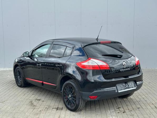 Renault Megane III Рестайлинг с пробегом 2013 года, цена 569 000 рублей, 293799 км, хэтчбек, Автокод Объявления