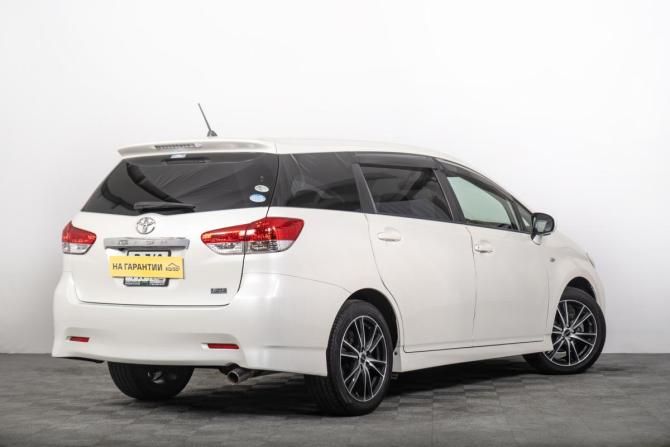 Toyota Wish II с пробегом 2010 года, цена 1 299 000 рублей, 84000 км, минивэн, Автокод Объявления