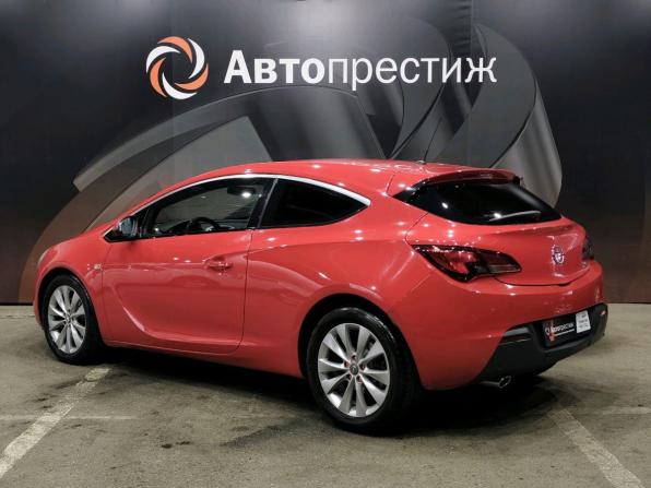 Opel Astra J Рестайлинг с пробегом 2012 года, цена 940 000 рублей, 133355 км, хэтчбек, Автокод Объявления