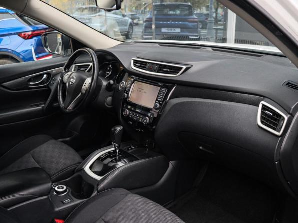 Nissan X-Trail III с пробегом 2018 года, цена 1 850 000 рублей, 99625 км, внедорожник, Автокод Объявления