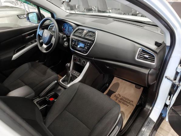 Suzuki SX4 II (S-Cross) Рестайлинг с пробегом 2019 года, цена 1 686 000 рублей, 82241 км, хэтчбек, Автокод Объявления