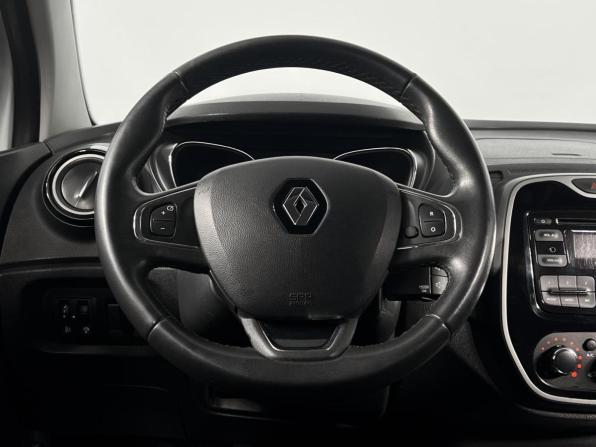 Renault Kaptur I с пробегом 2016 года, цена 1 085 000 рублей, 173878 км, внедорожник, Автокод Объявления