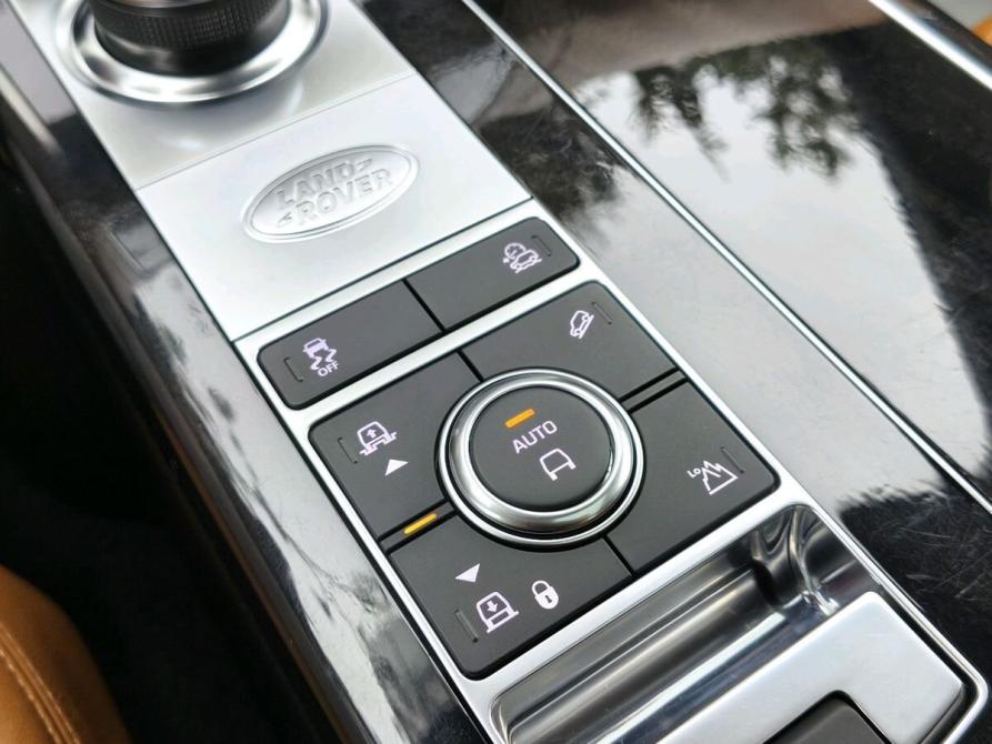 Land Rover Range Rover IV Рестайлинг Санкт-Петербург  - изображение 29