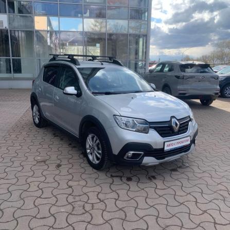 Renault Sandero II Рестайлинг с пробегом 2020 года, цена 1 050 000 рублей, 130600 км, хэтчбек, Автокод Объявления