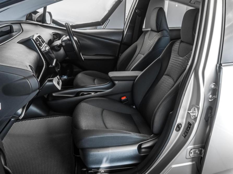 Toyota Prius IV (XW50) Тюмень  - изображение 8