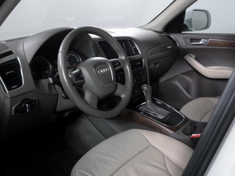 Audi Q5 I (8R) Москва  - изображение 14