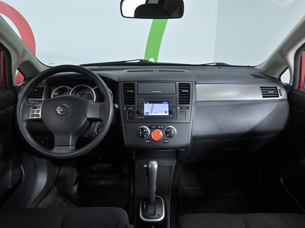 Nissan Tiida I Рестайлинг с пробегом 2010 года, цена 1 020 000 рублей, 75000 км, хэтчбек, Автокод Объявления