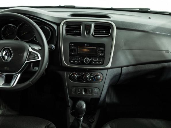 Renault Sandero II Рестайлинг с пробегом 2020 года, цена 899 585 рублей, 116322 км, хэтчбек, Автокод Объявления