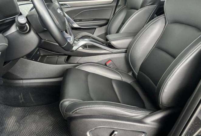 Geely Atlas Pro с пробегом 2023 года, цена 2 250 000 рублей, 53212 км, внедорожник, Автокод Объявления
