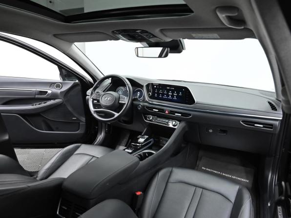 Hyundai Sonata VIII (DN8) с пробегом 2022 года, цена 2 449 000 рублей, 77000 км, седан, Автокод Объявления