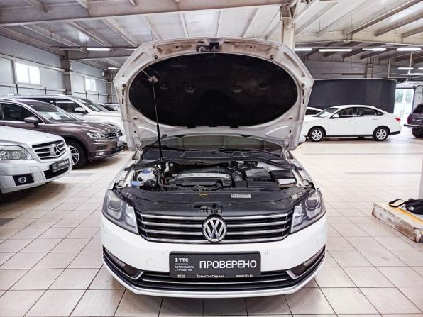 Volkswagen Passat B7 с пробегом 2013 года, цена 1 335 000 рублей, 233415 км, седан, Автокод Объявления