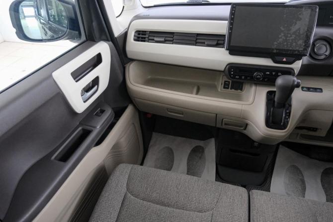 Honda N-BOX II с пробегом 2019 года, цена 959 000 рублей, 87000 км, микровэн, Автокод Объявления