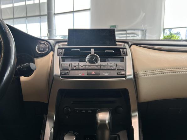 Lexus NX I с пробегом 2015 года, цена 2 775 000 рублей, 97725 км, внедорожник, Автокод Объявления