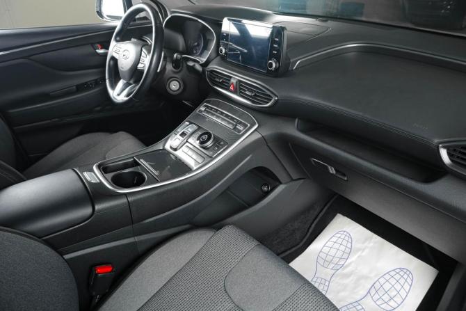 Hyundai Santa Fe IV Рестайлинг с пробегом 2021 года, цена 3 499 000 рублей, 62488 км, внедорожник, Автокод Объявления