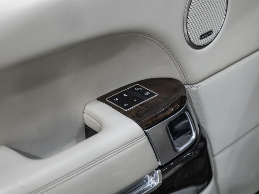 Land Rover Range Rover IV Санкт-Петербург  - изображение 22