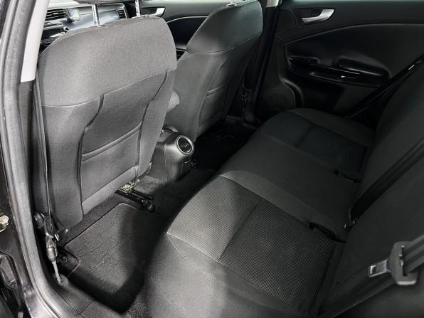 Alfa Romeo Giulietta III с пробегом 2011 года, цена 700 000 рублей, 227493 км, хэтчбек, Автокод Объявления