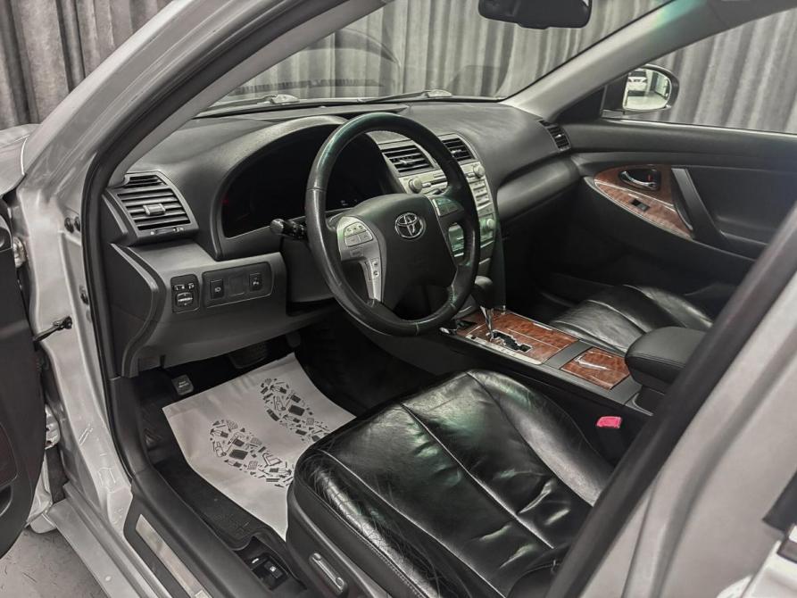 Toyota Camry VI (XV40) Рестайлинг Красноярск  - изображение 9