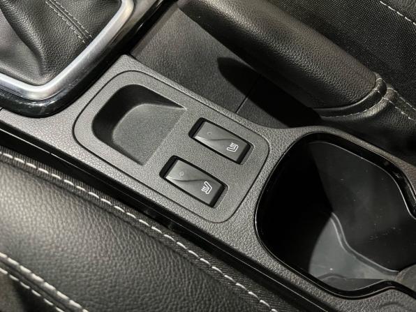 Renault Kaptur I Рестайлинг с пробегом 2021 года, цена 1 397 000 рублей, 119513 км, внедорожник, Автокод Объявления