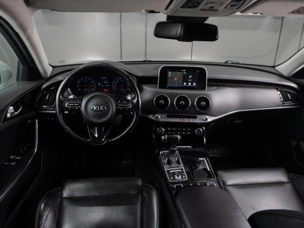 Kia Stinger I с пробегом 2018 года, цена 2 600 000 рублей, 178809 км, лифтбек, Автокод Объявления
