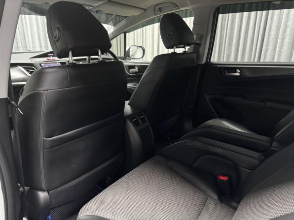 Honda Jade I с пробегом 2015 года, цена 1 370 000 рублей, 124169 км, компактвэн, Автокод Объявления