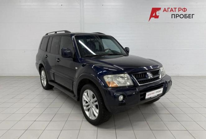 Mitsubishi Pajero III Рестайлинг с пробегом 2004 года, цена 890 000 рублей, 284226 км, внедорожник, Автокод Объявления