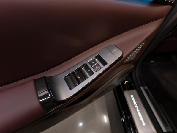 Denza Z9 с пробегом 2025 года, цена 8 450 000 рублей, 11509 км, хэтчбек, Автокод Объявления