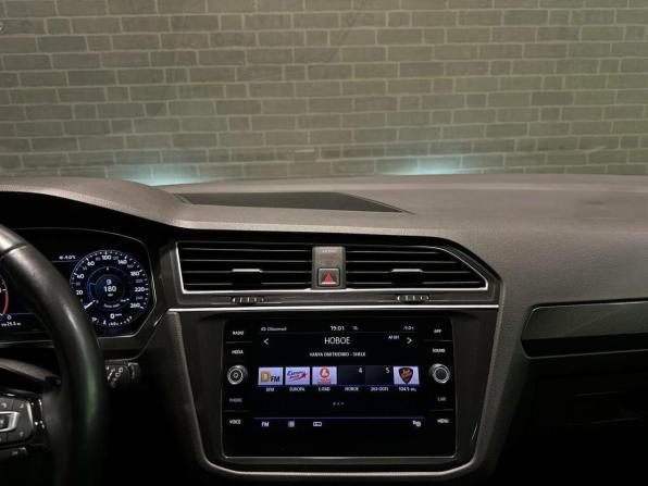 Volkswagen Tiguan II с пробегом 2018 года, цена 2 899 000 рублей, 98523 км, внедорожник, Автокод Объявления
