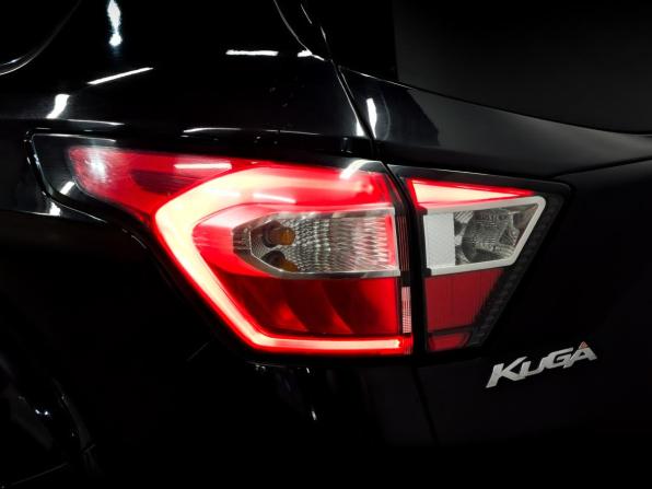 Ford Kuga II Рестайлинг с пробегом 2019 года, цена 1 915 000 рублей, 89130 км, внедорожник, Автокод Объявления