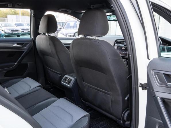 Volkswagen Golf VII с пробегом 2014 года, цена 1 600 000 рублей, 48316 км, универсал, Автокод Объявления