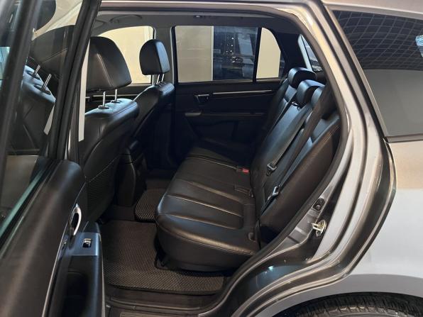 Hyundai Santa Fe II Рестайлинг с пробегом 2012 года, цена 1 240 000 рублей, 220292 км, внедорожник, Автокод Объявления