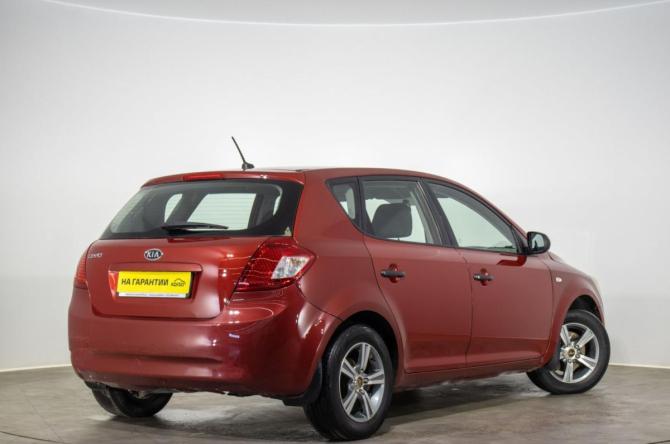 Kia Ceed I Рестайлинг с пробегом 2012 года, цена 459 000 рублей, 174000 км, хэтчбек, Автокод Объявления