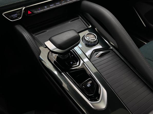 Geely Monjaro I с пробегом 2024 года, цена 3 480 000 рублей, 37407 км, внедорожник, Автокод Объявления