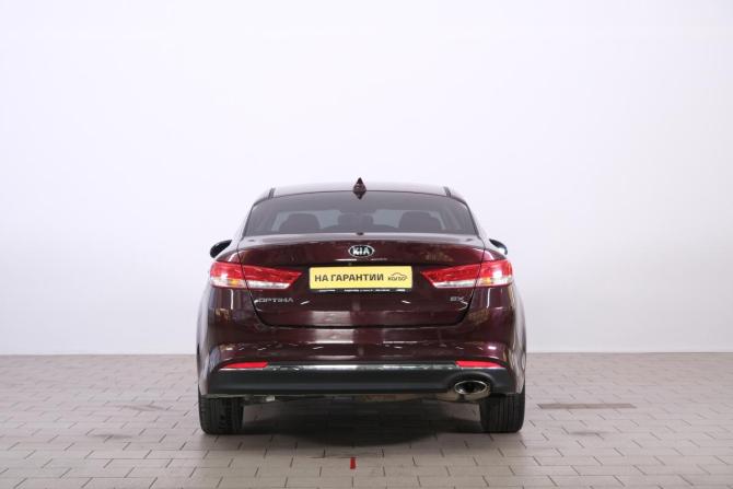 Kia Optima IV с пробегом 2017 года, цена 1 399 000 рублей, 223000 км, седан, Автокод Объявления