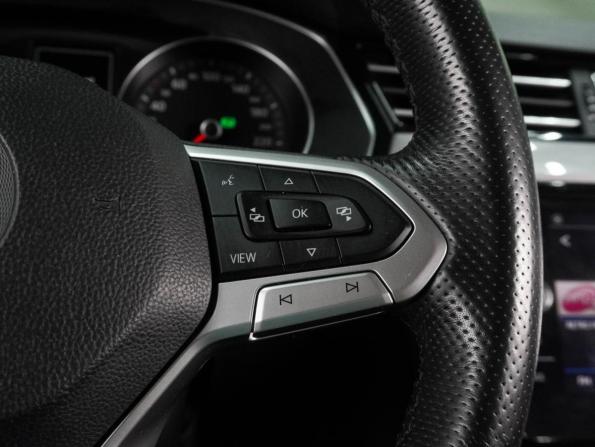 Volkswagen Passat B8 Рестайлинг с пробегом 2020 года, цена 2 354 000 рублей, 112249 км, универсал, Автокод Объявления