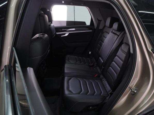 Volkswagen Touareg III с пробегом 2018 года, цена 5 249 000 рублей, 167825 км, внедорожник, Автокод Объявления