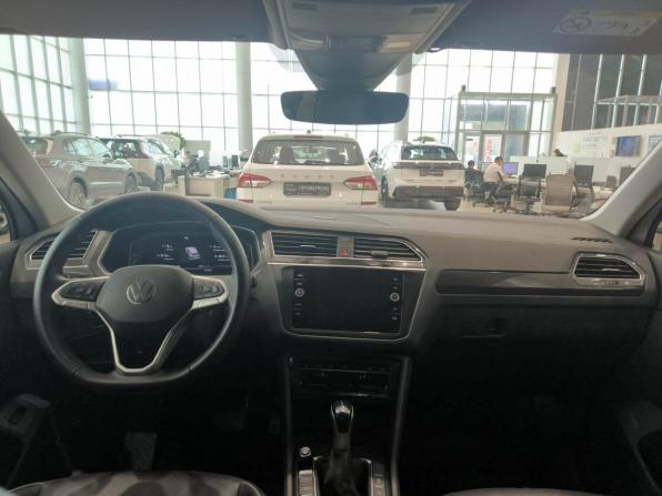 Volkswagen Tiguan II Рестайлинг с пробегом 2021 года, цена 3 950 000 рублей, 33708 км, внедорожник, Автокод Объявления