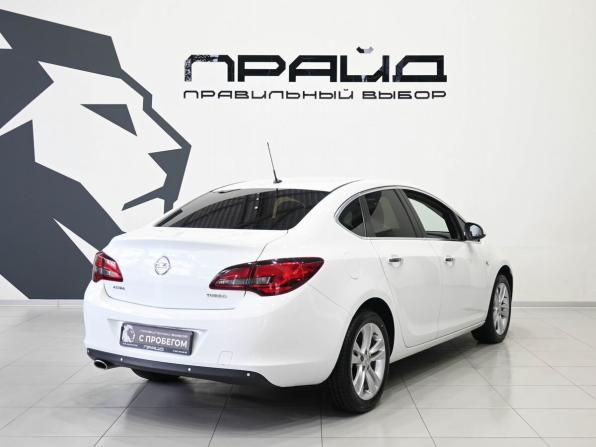 Opel Astra J Рестайлинг с пробегом 2013 года, цена 1 029 900 рублей, 148000 км, седан, Автокод Объявления